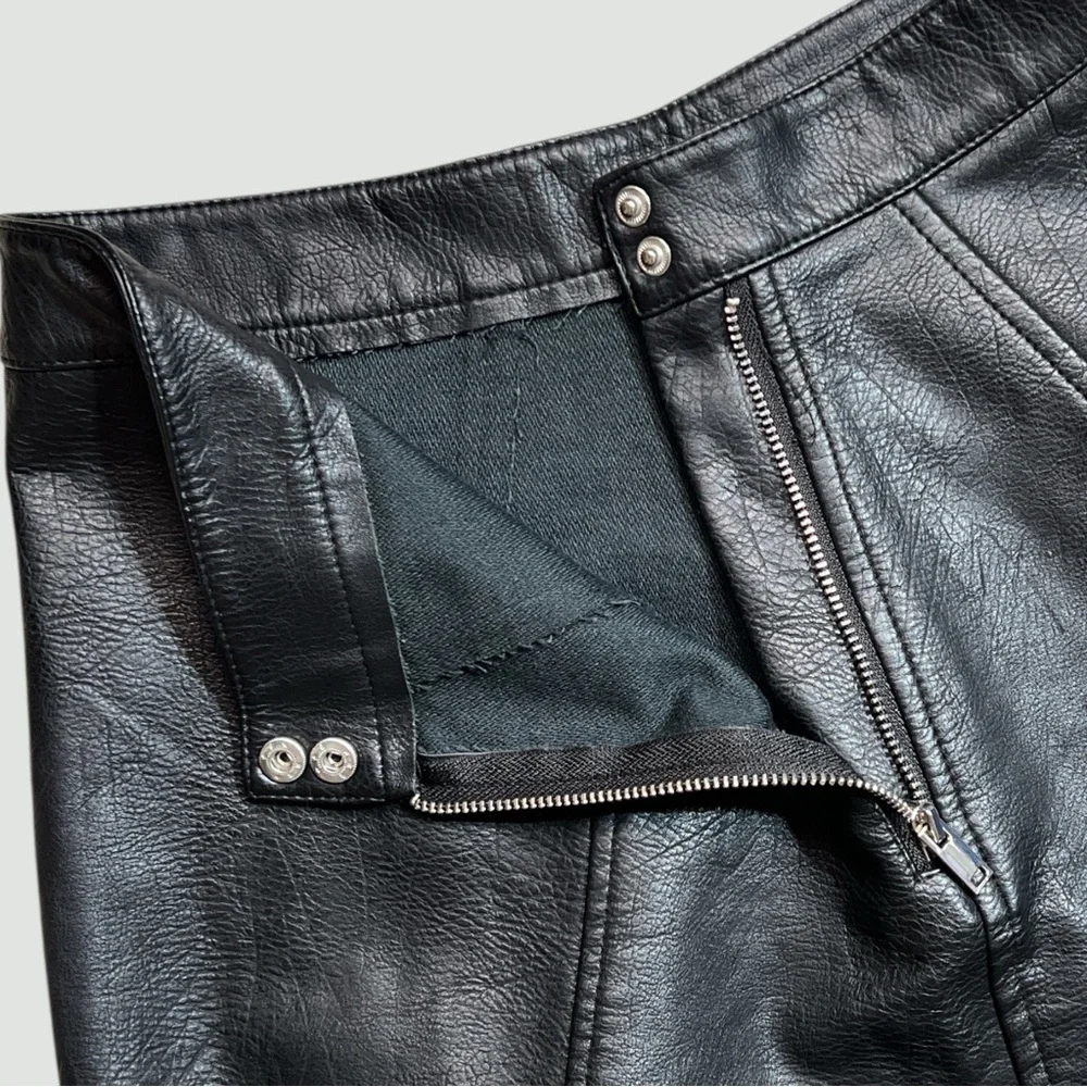 Zara Basic SMALL Faux Leather Black Mini Skirt Classic Gothic Witchy Punk Office - Picture 6 of 11